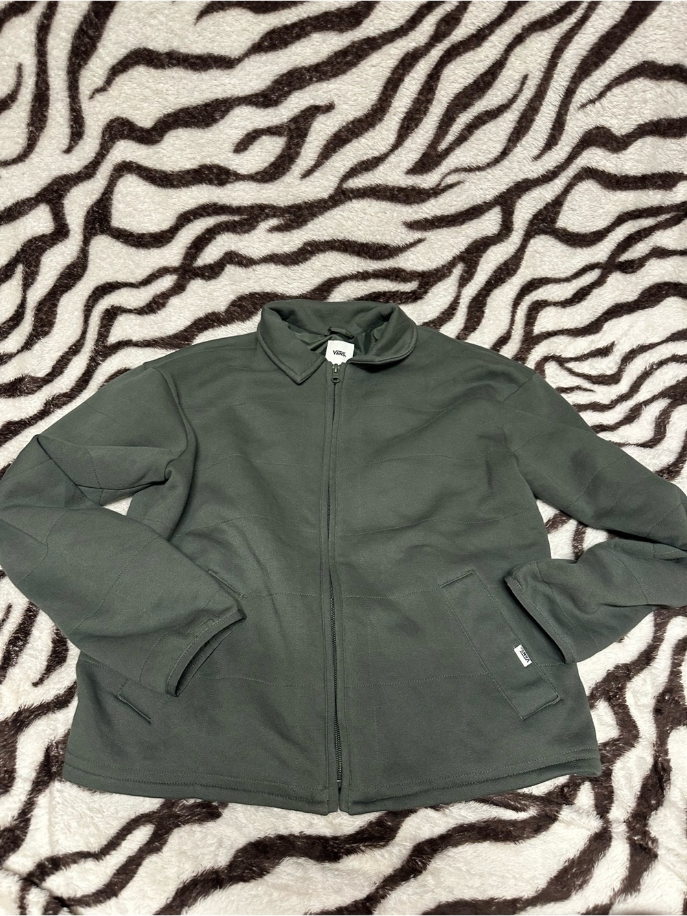 VANS Unisex Quilted Boxy West jacket